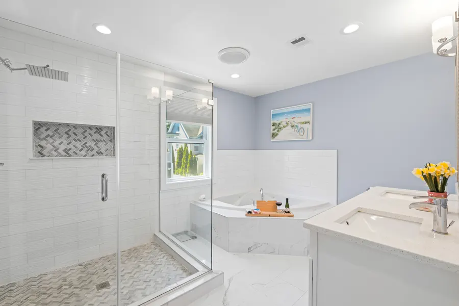 151 Washington St — photo 21 of 39