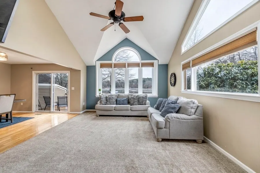 3 Pondview Way U:B — photo 4 of 29