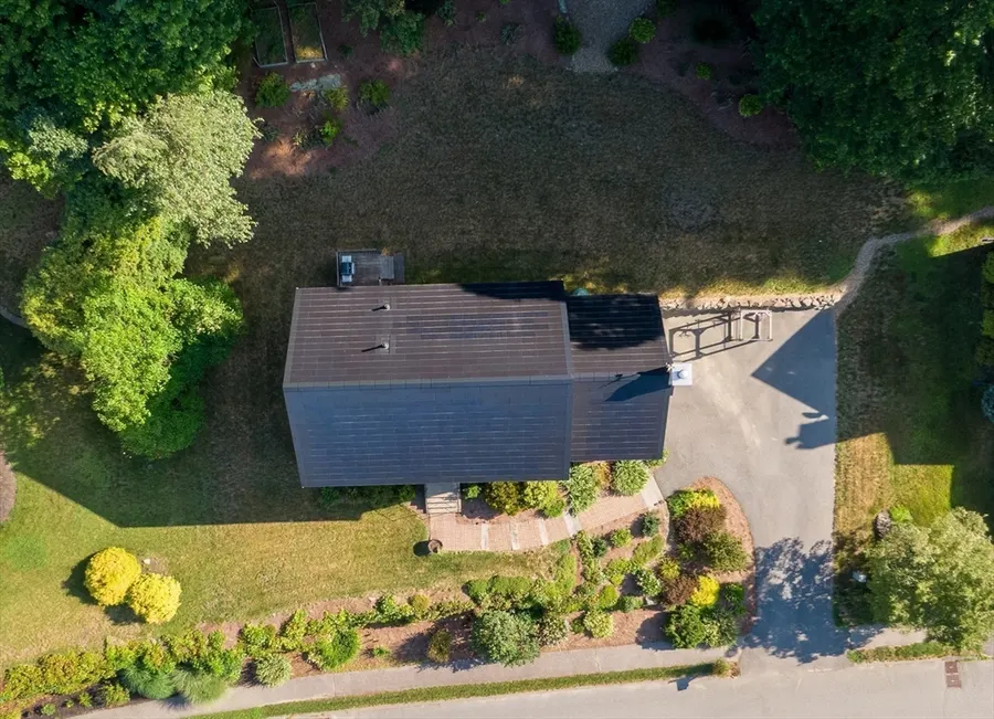 25 Calvin St — photo 32 of 40